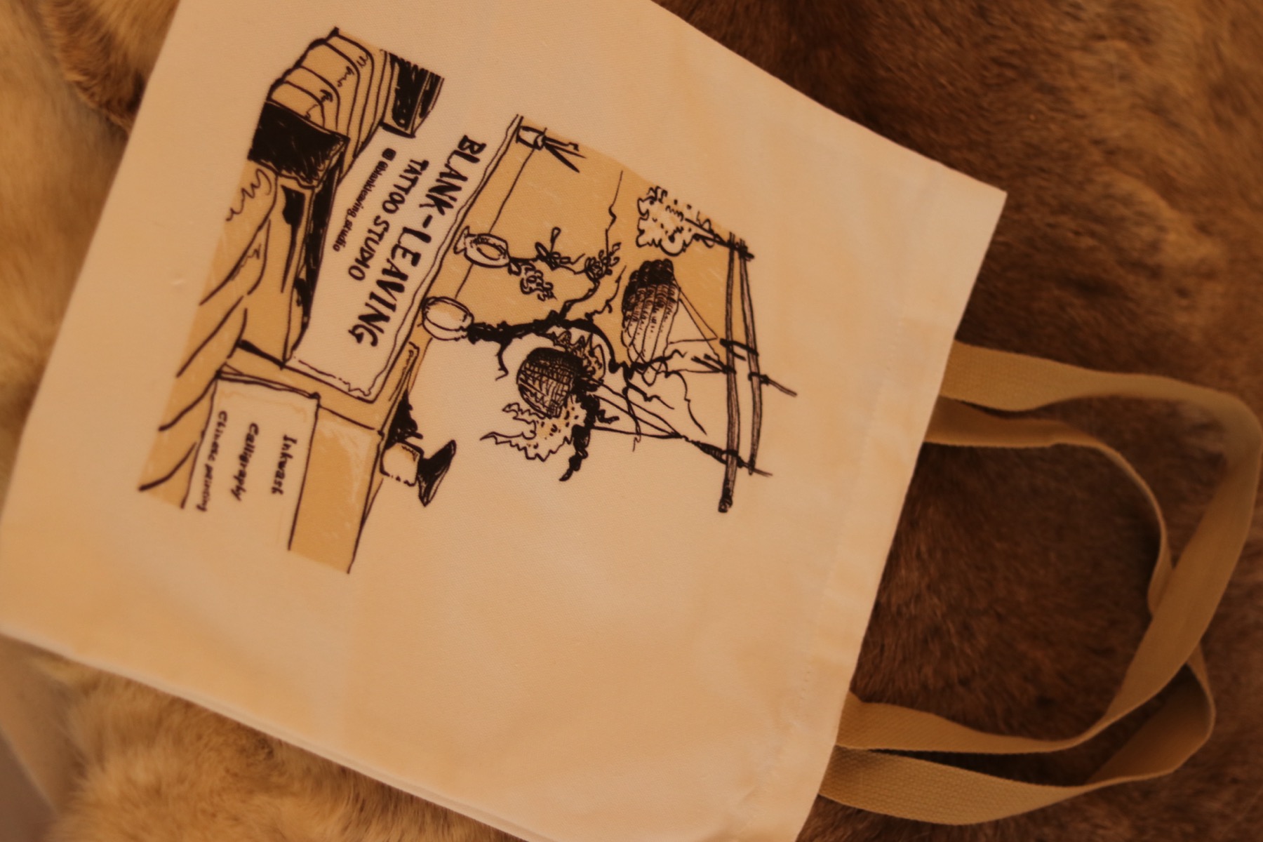 Blank-Leaving Canvas Tote Bag
